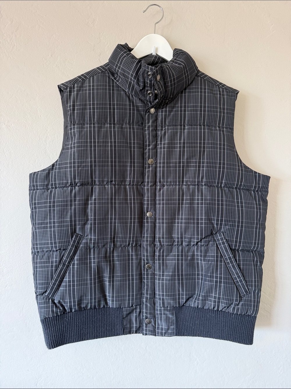 Merona Black Plaid Quilted Puffer Vest